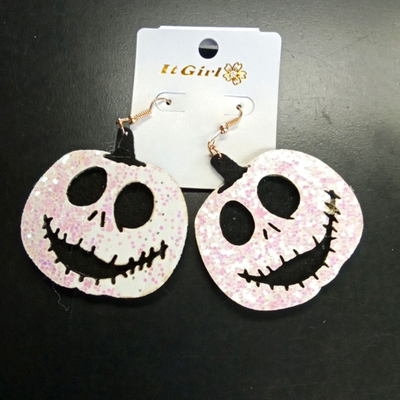 Jack-o-lantern Earrings - Picture 2 of 4